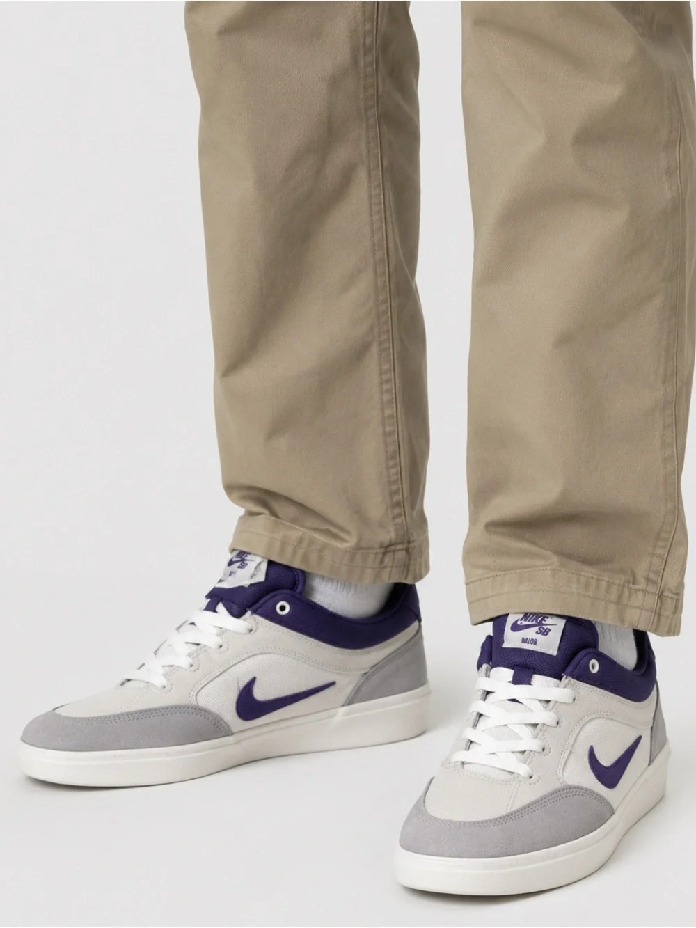 NIB Nike Men’s SB Malor Platinum Tint Wolf Grey Summit White Court Purple